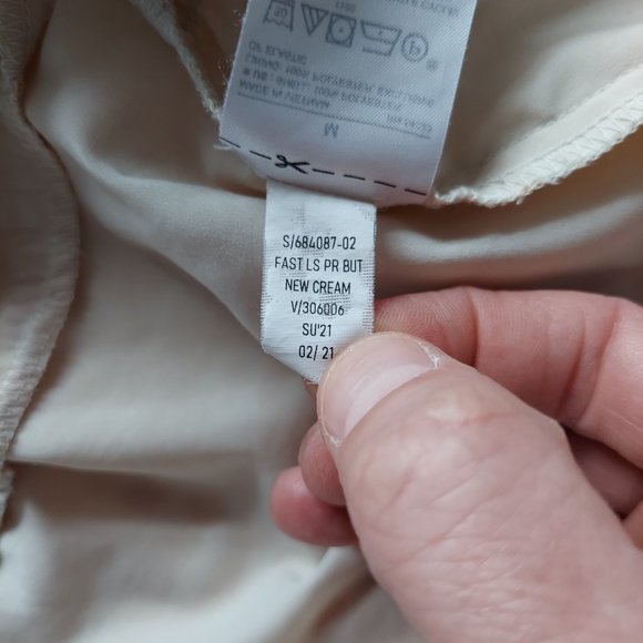 Banana Republic Yellow Patterned V-Neck Ruffle Hem Button Front Blouse - Picture 7 of 7